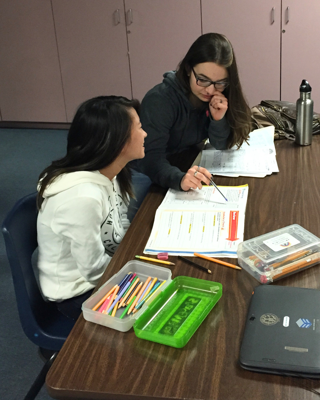 Volunteer Apps open (5)